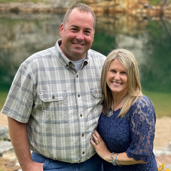 Meet your Posher, Michele Spry! ❤️ - Picture 1 of 1